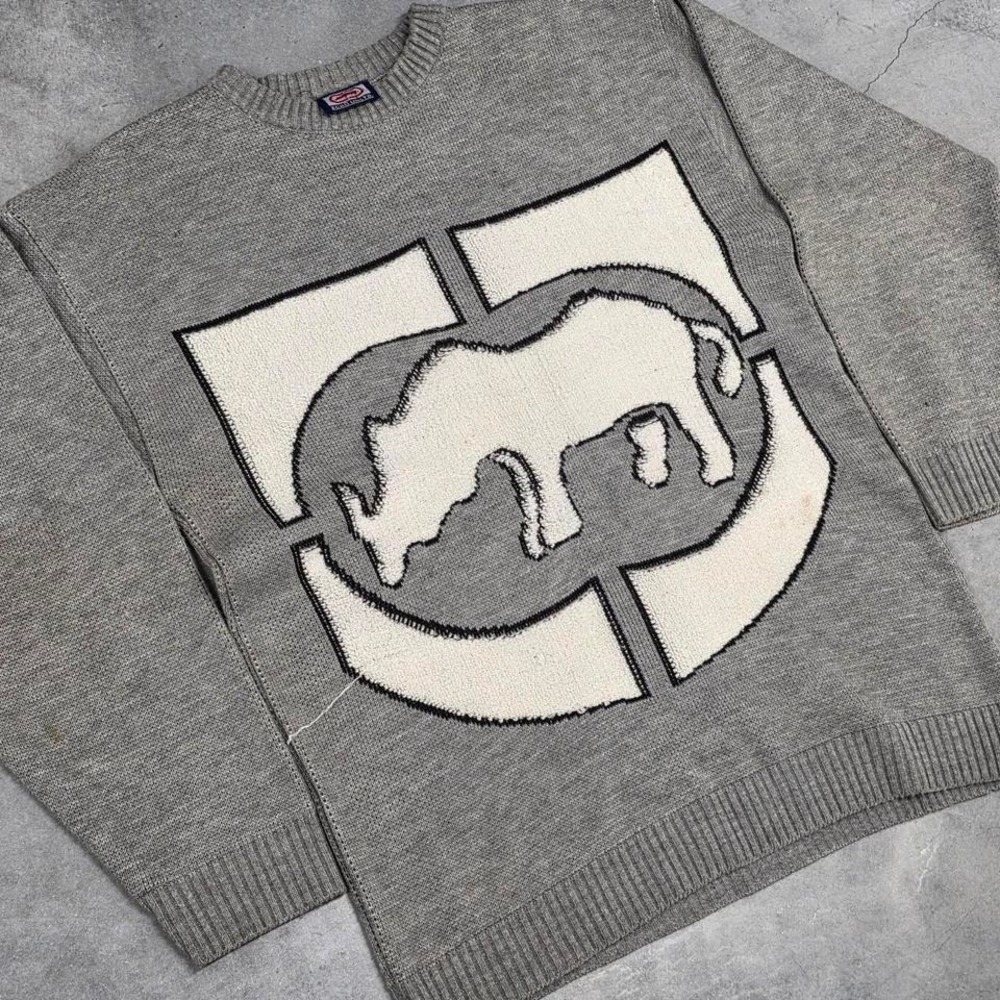 2000s y2k Grey Ecko Unltd. knit sweater with unique embroidery